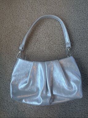 Silver Metallic Shoulder Bag - Stylish Evening Tote